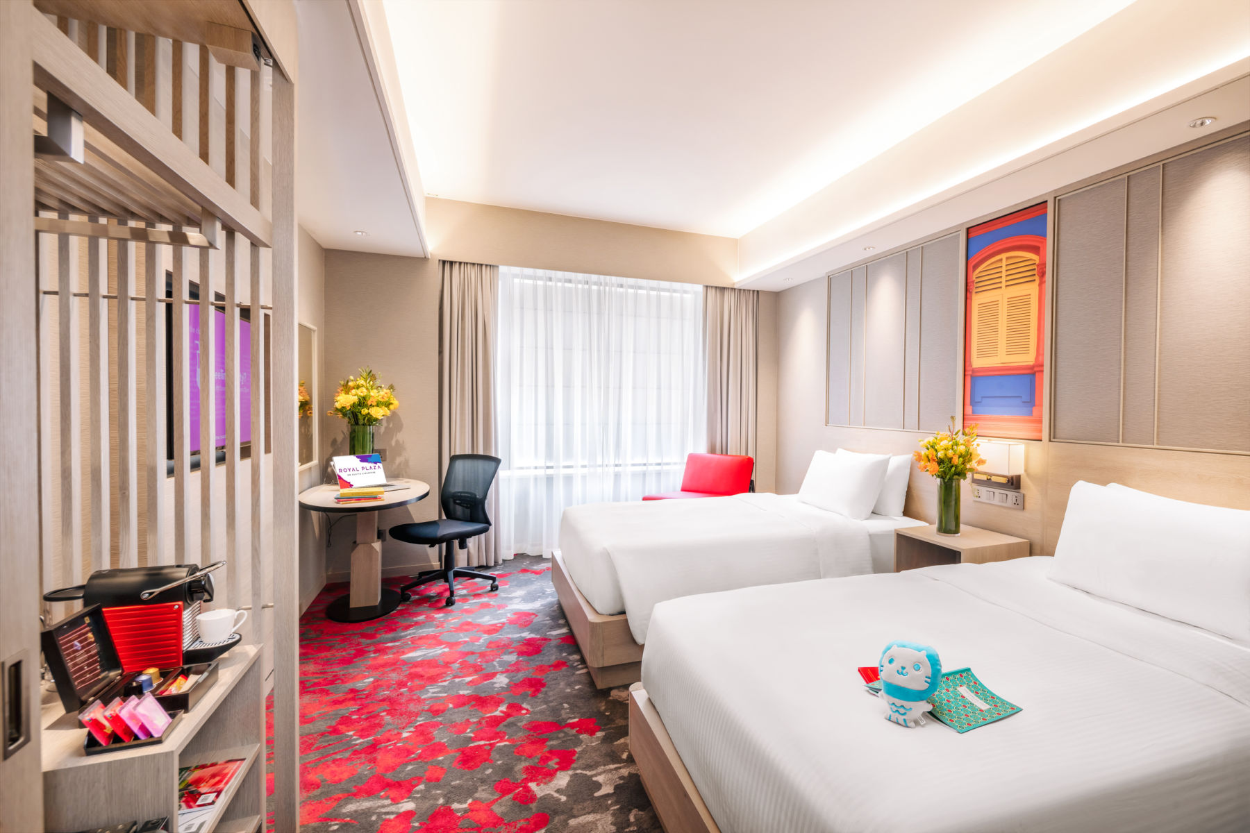 Rooms Deluxe Plus Room Singapore Hotel Royal Plaza On